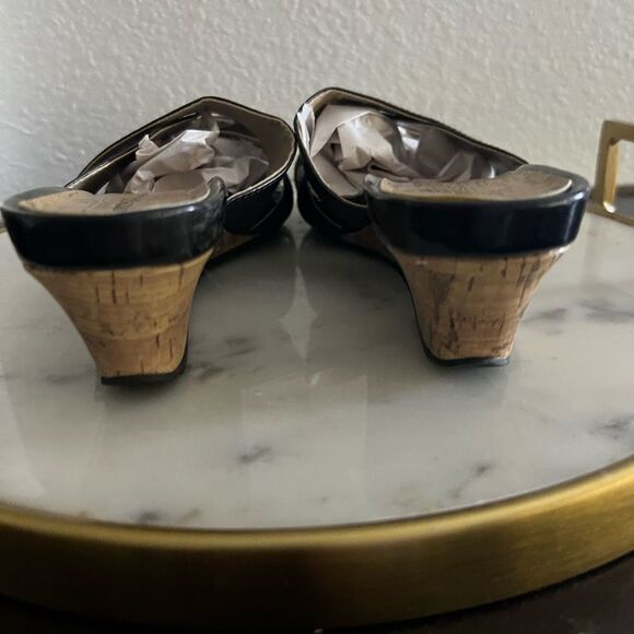 Women’s Slip Op Sandals ‘ Montego Bay Club’  Black Cork Wedge 9.5 - Picture 4 of 5